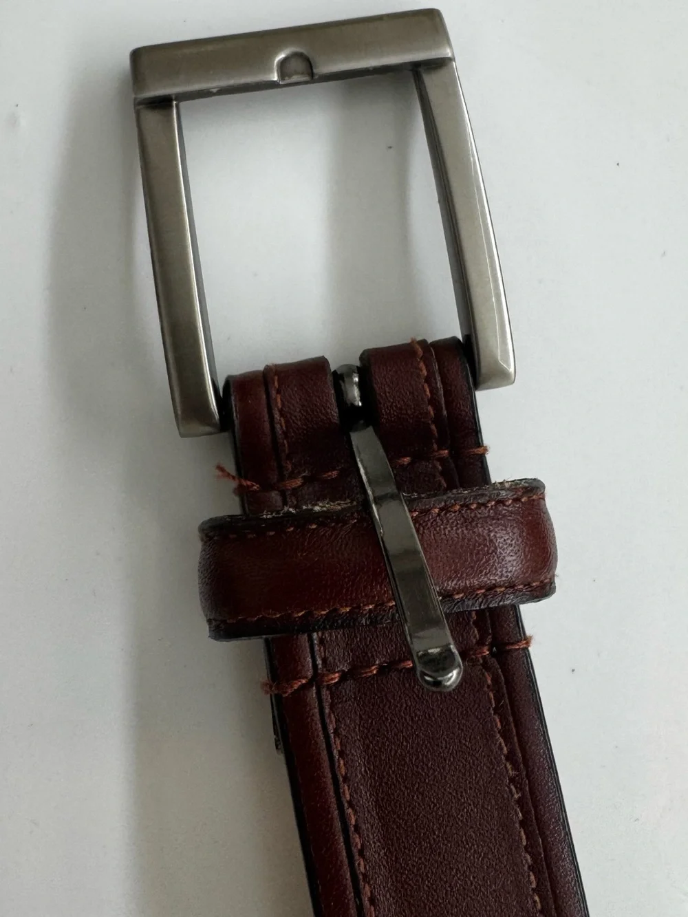 Classic Brown Leather Men's Belt - Timeless Style